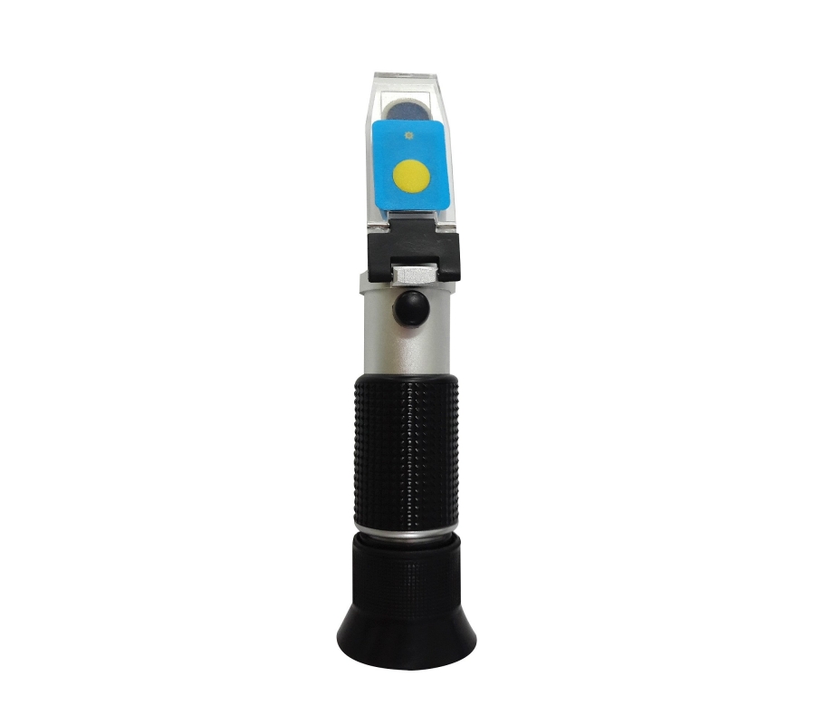 Refractometer with LED light (AR02)