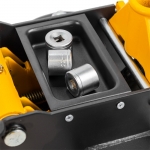 Домкрат подкатной гидравлический низкопрофильный 2.5T JCB (TH32515)